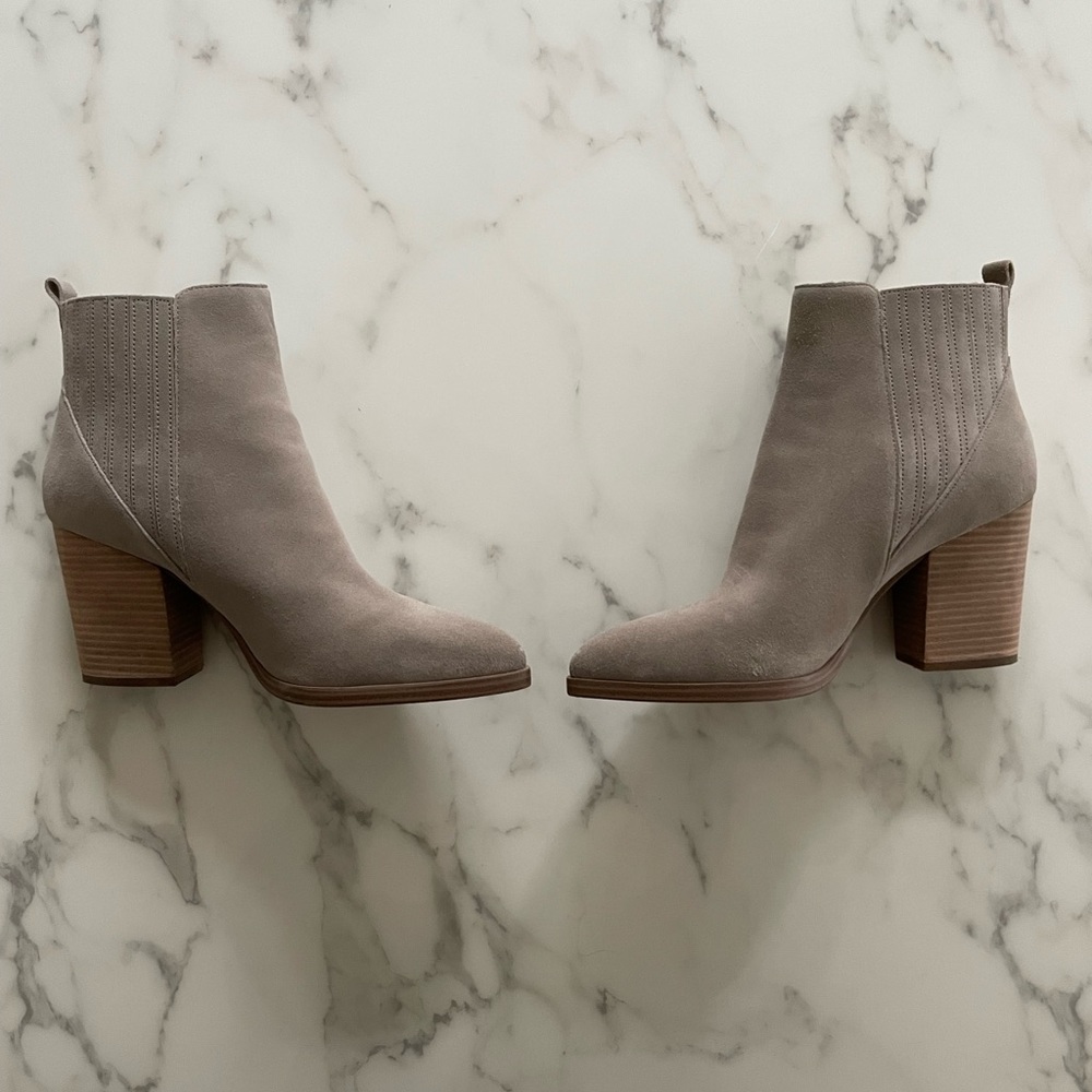 Marc Fisher Oshay Pointed Toe Booties